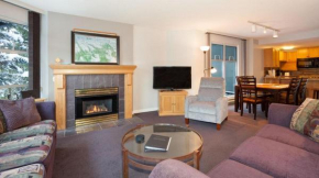 Woodrun Lodge 217 | Ski-In Ski-Out Condo - Walk to Upper Village w/ Hot Tub, Pool + Free Parking